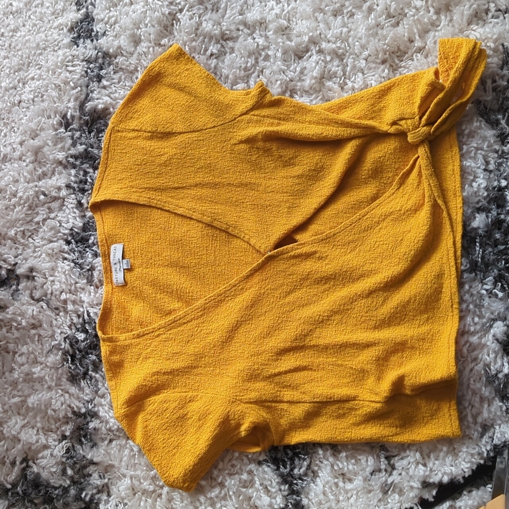 Madewell texture & thread wrap top